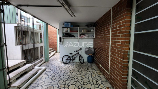 Casa com ponto comercial no Alto da Rua XV