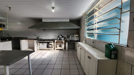Casa com ponto comercial no Alto da Rua XV