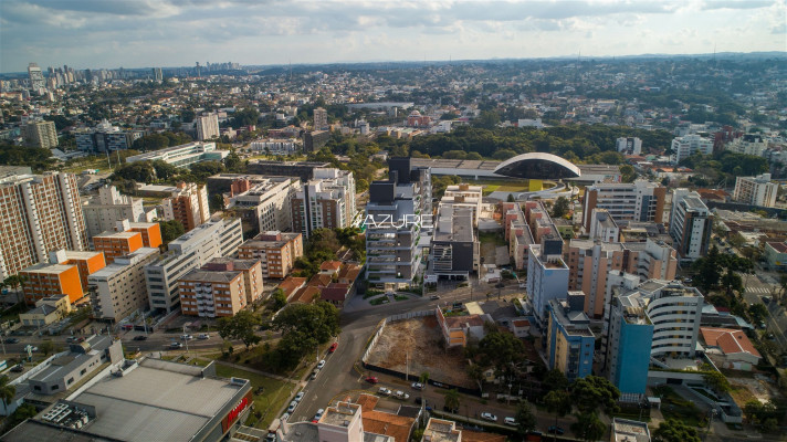 Apartamento alto padrão mobiliado no Ahú