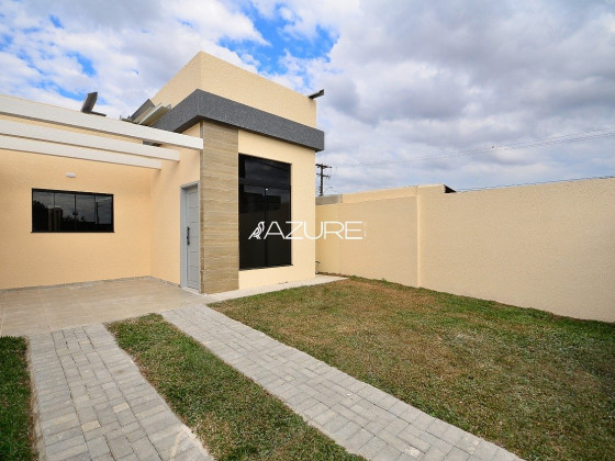 Casa com 3 quartos em São José dos Pinhais.