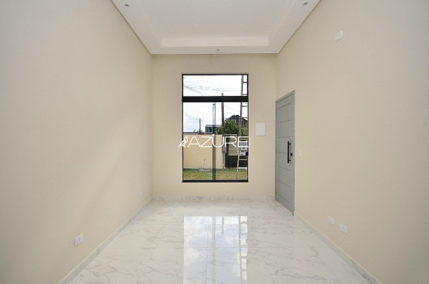 Casa com 3 quartos em São José dos Pinhais.