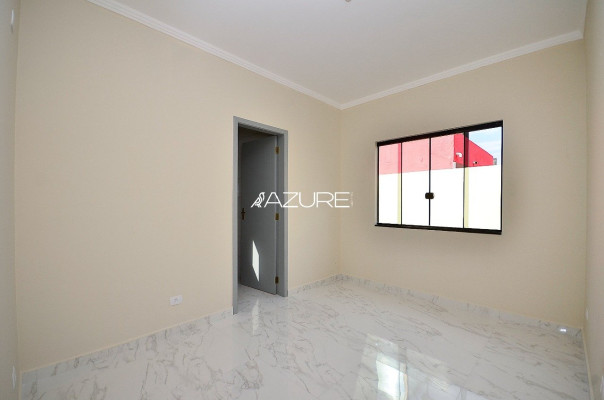Casa com 3 quartos em São José dos Pinhais.