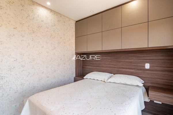 Apartamento porteira fechada, 2q, no Bacacheri