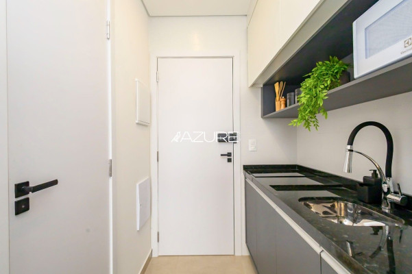 Studio mobiliado no coração do Água Verde