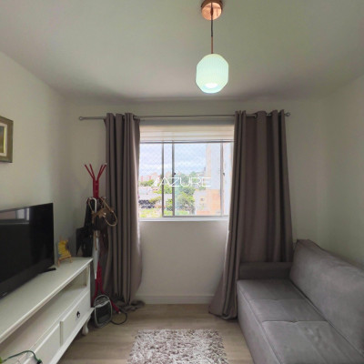 Apartamento reformado, 3 quartos, no Água Verde