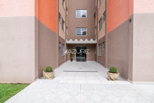 Apartamento reformado, 3 quartos, no Água Verde