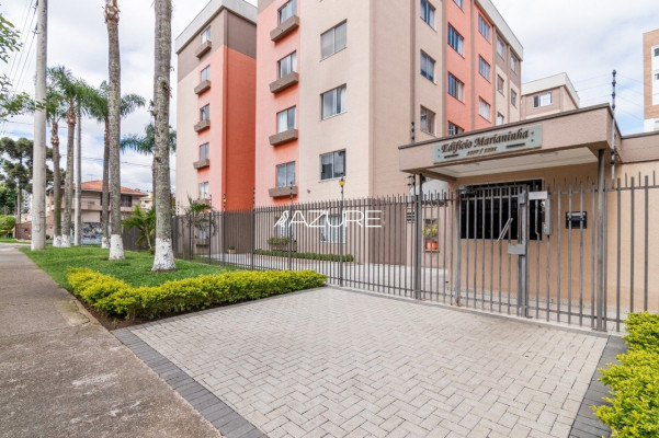 Apartamento reformado, 3 quartos, no Água Verde
