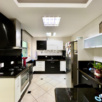 Casa em Condomínio com 4 quartos à venda no Portão