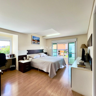 Casa em Condomínio com 4 quartos à venda no Portão