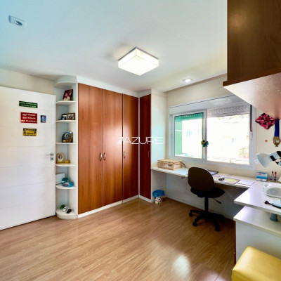 Casa em Condomínio com 4 quartos à venda no Portão