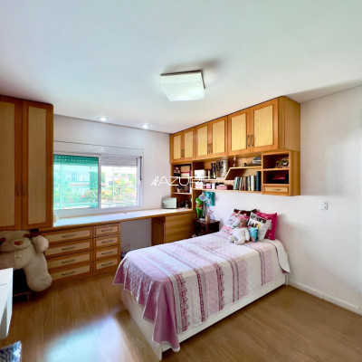 Casa em Condomínio com 4 quartos à venda no Portão