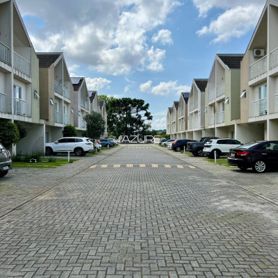 Sobrado, semi mobiliado, 3 quartos no Uberaba.