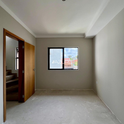 Sobrado novo, 3 quartos, no Uberaba