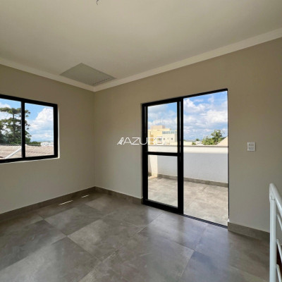 Sobrado novo, 3 quartos, no Uberaba