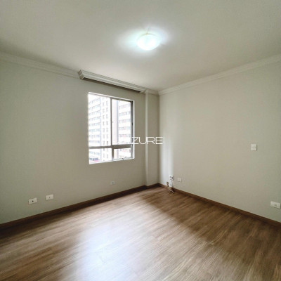 Apartamento com 3 quartos no Cristo Rei