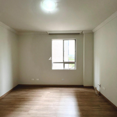 Apartamento com 3 quartos no Cristo Rei