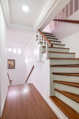 Casa Alto Padrão no Bairro Ahu - Curitiba/PR