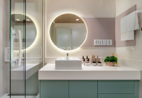 Apartamento com 3 suítes á venda no Água Verde