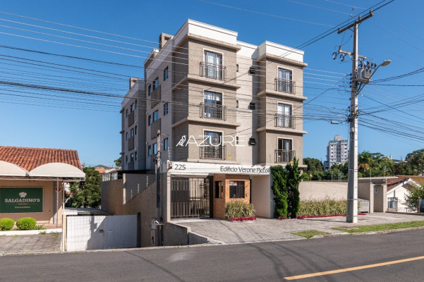 Apartamento semi-mobiliado, 2q, no Bacacheri