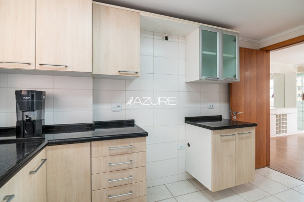 APTO NO KENSINGTON | CENTRO / BATEL | 145m² | 3Q