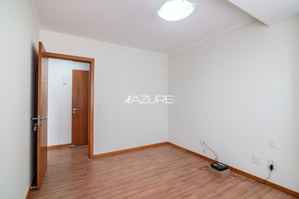 APTO NO KENSINGTON | CENTRO / BATEL | 145m² | 3Q