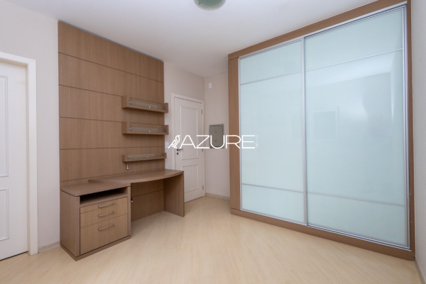 AZE5183